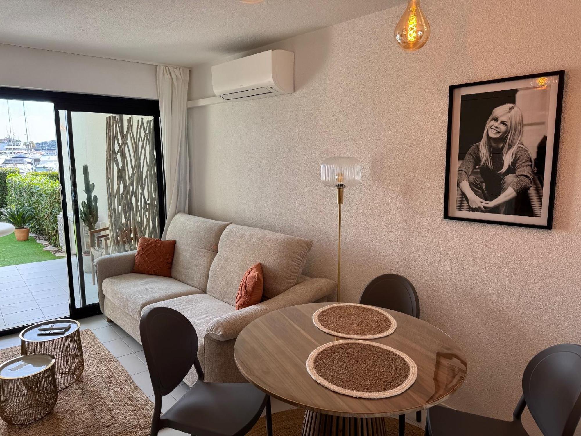 Apartmán Les Marines De Cogolin Exteriér fotografie